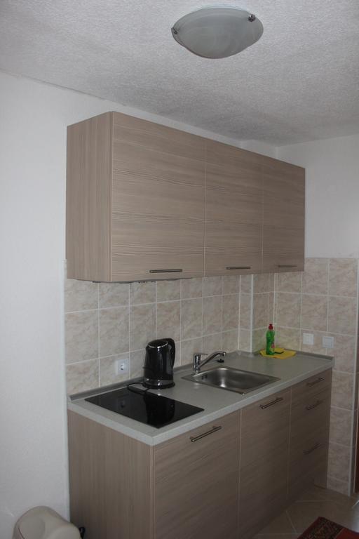 Apartments Miletic J-I Vodice Rum bild